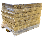 Holzbriketts auf Paletten